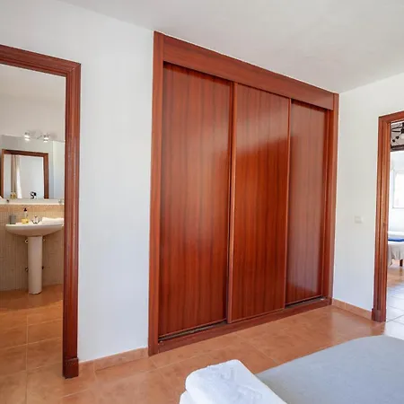 Livingtarifa Happy Apartment