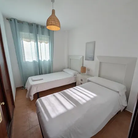 Livingtarifa Happy Apartman *