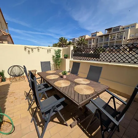 Apartman Livingtarifa Happy