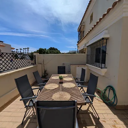 Livingtarifa Happy Apartman
